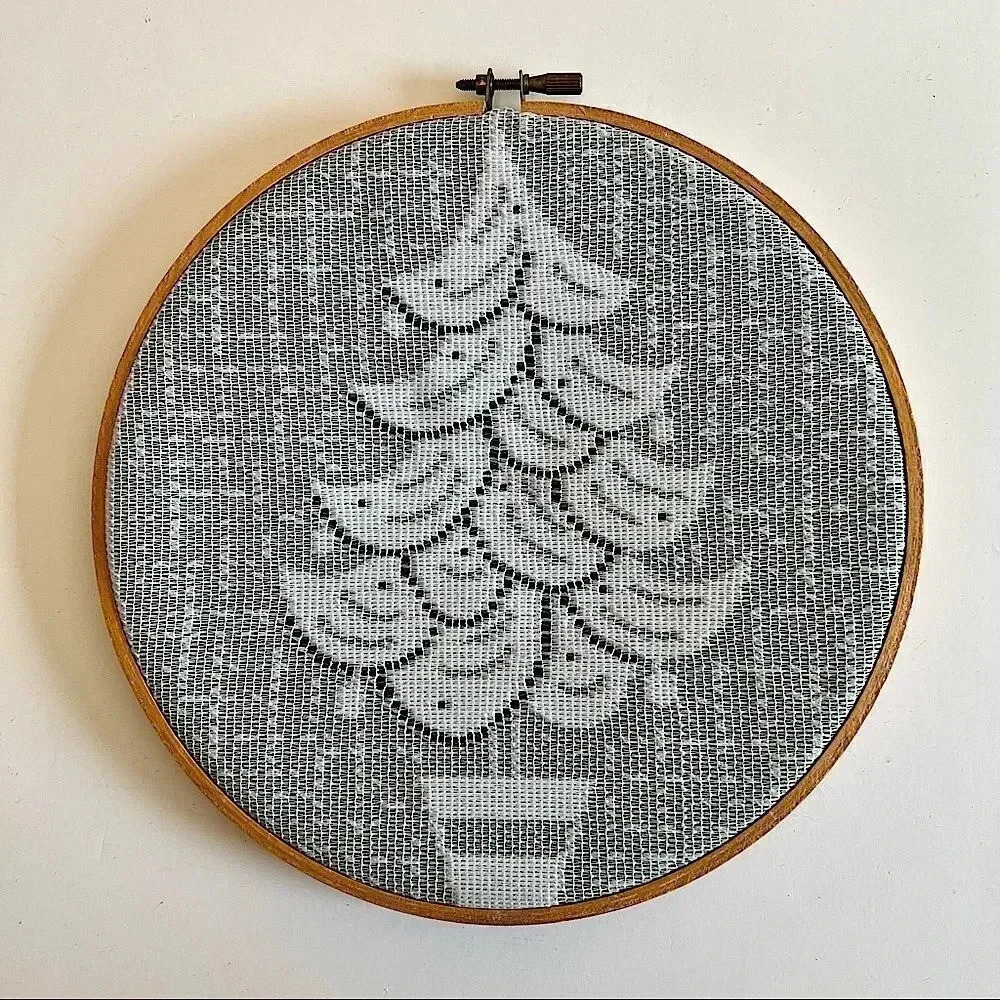 VINTAGE green needle point Christmas tree wall decor on 9 inches embroidery hoop